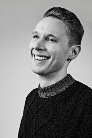 Samuel Barnett .jpg