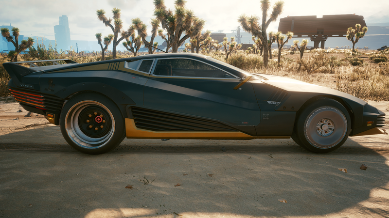 File:Quadra Turbo-R V-Tech Side.png